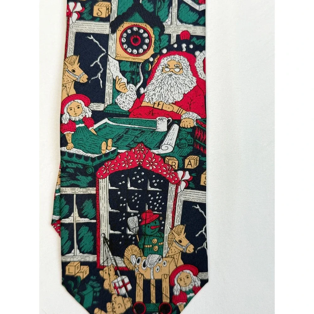 Cape Cod Neckwear Vintage Christmas Santa Workshop Novelty Print Silk Blend Tie